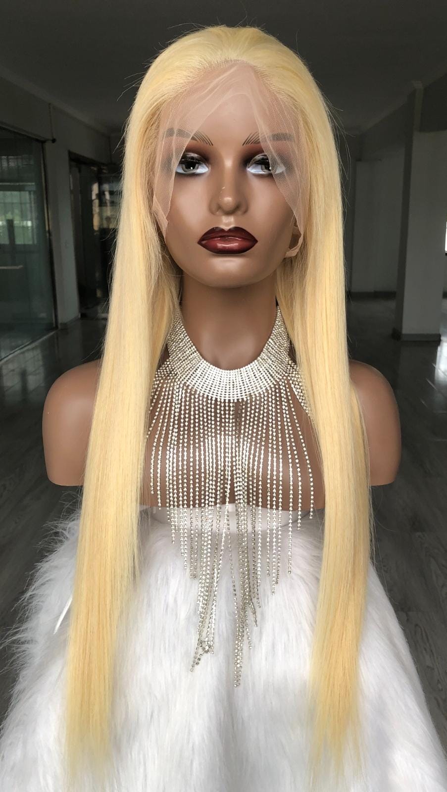 Perruque en dentelle 4x4 lisse 24 pouces 100 cheveux humains Kenamo — free download